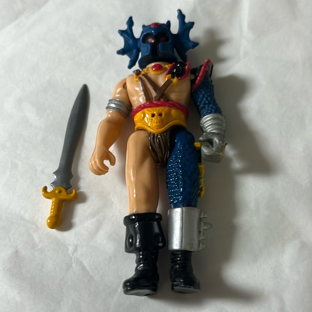 Dungeons & Dragons Warduke Action Figure LJN Toys with Sword